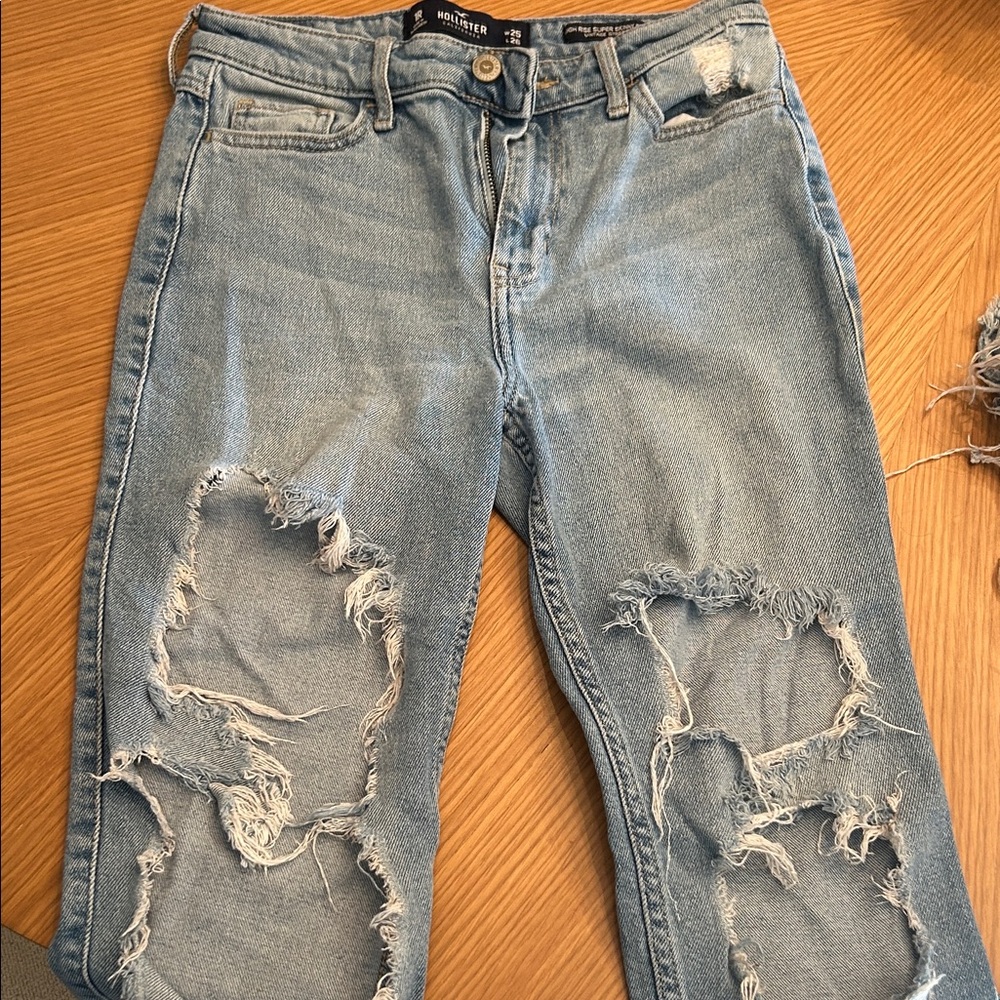 Hollister Women's Ripped Blue high rise super skinny crop  Jeans